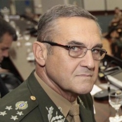 A Nação e seus militares