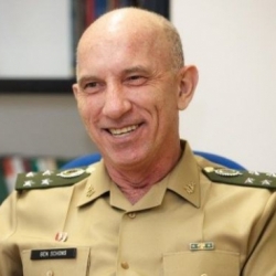 Brasília ganha Curso de Altos Estudos em Defesa - Entrevista com General Schons, Comandante da ESG