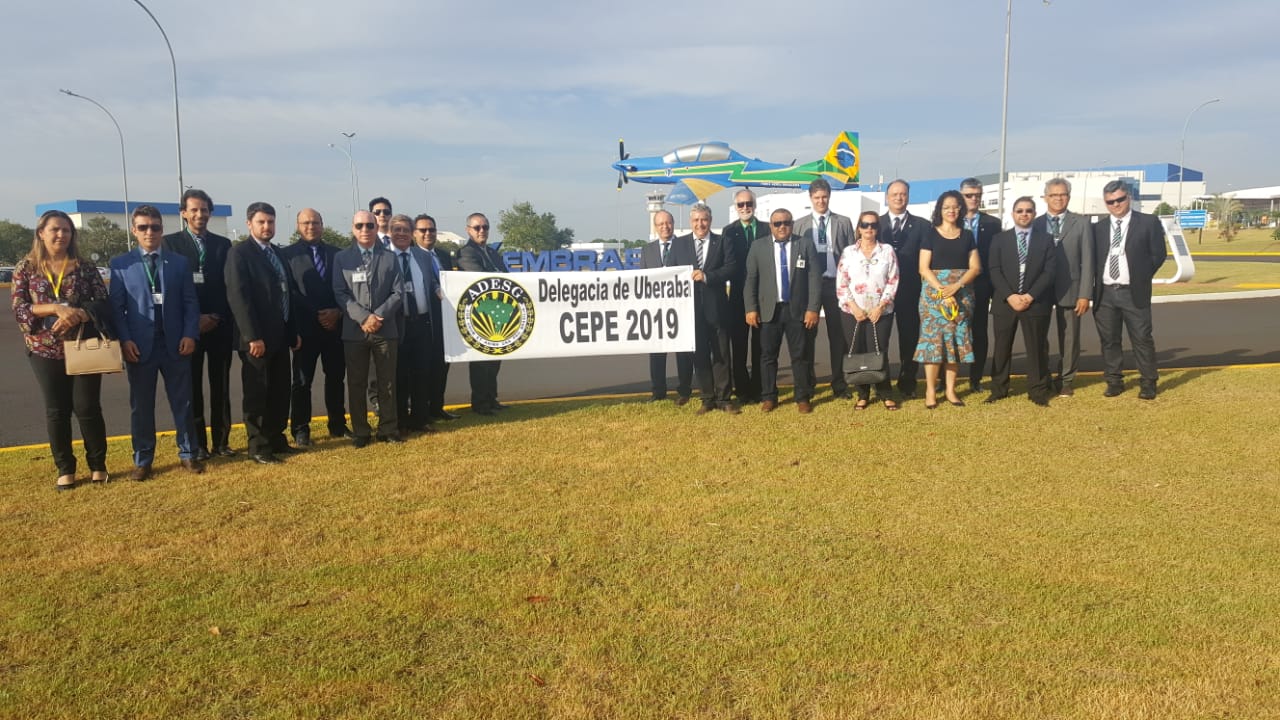 VISITA À EMBRAER - CEPE 2019