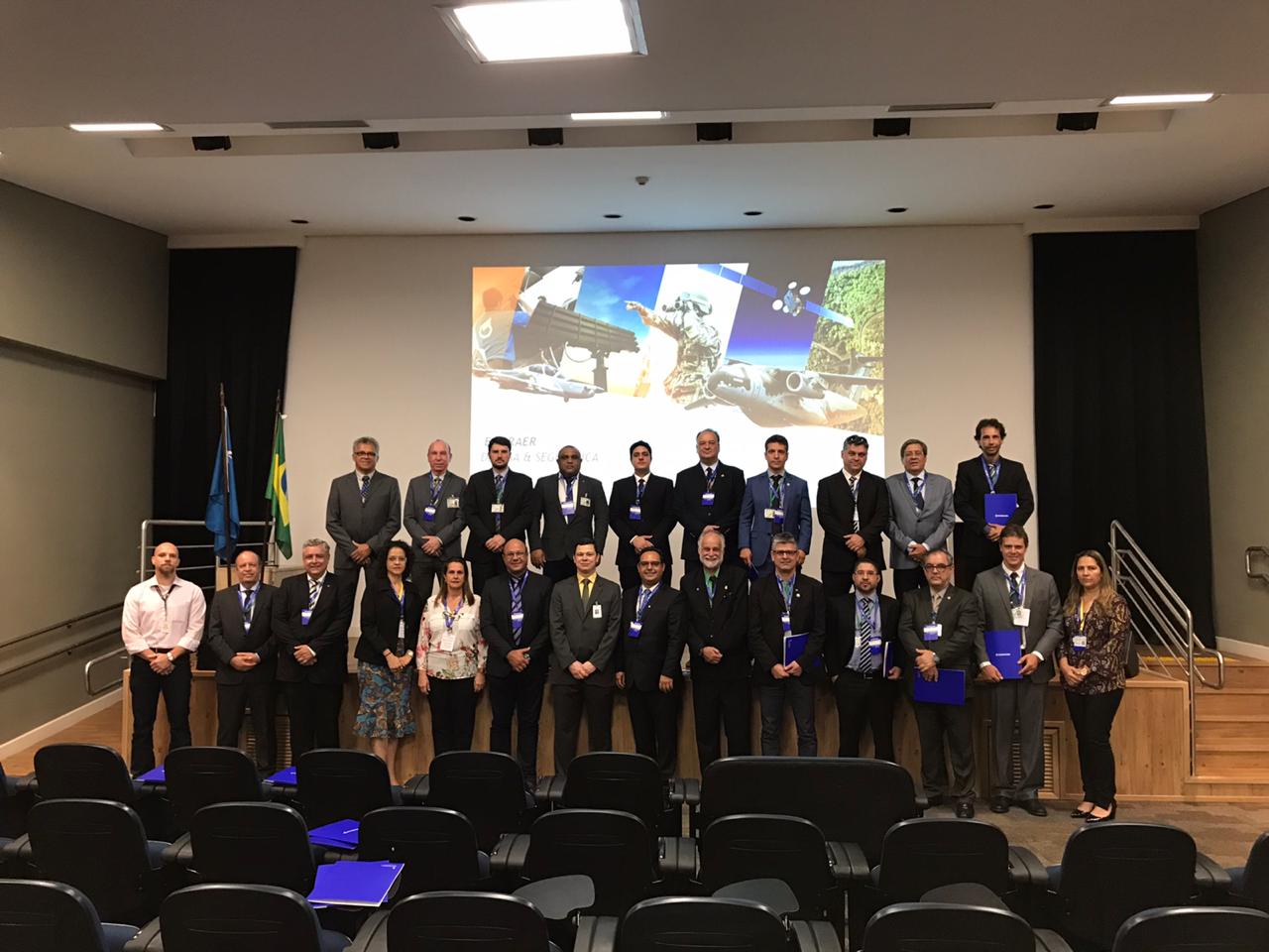 VISITA À EMBRAER - CEPE 2019