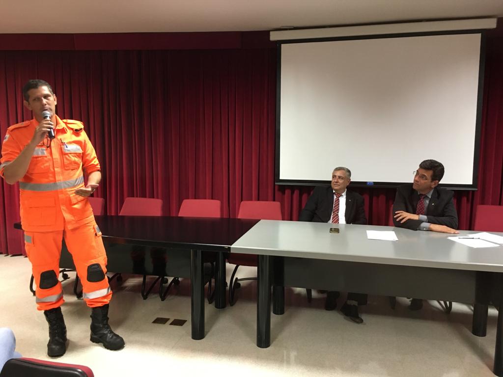 REUNIÃO DE NOVA DIRETORIA TEM PRESENÇA DE DECANOS DA ADESG UBERABA